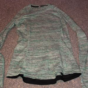 Long sleeve Lululemon workout shirt